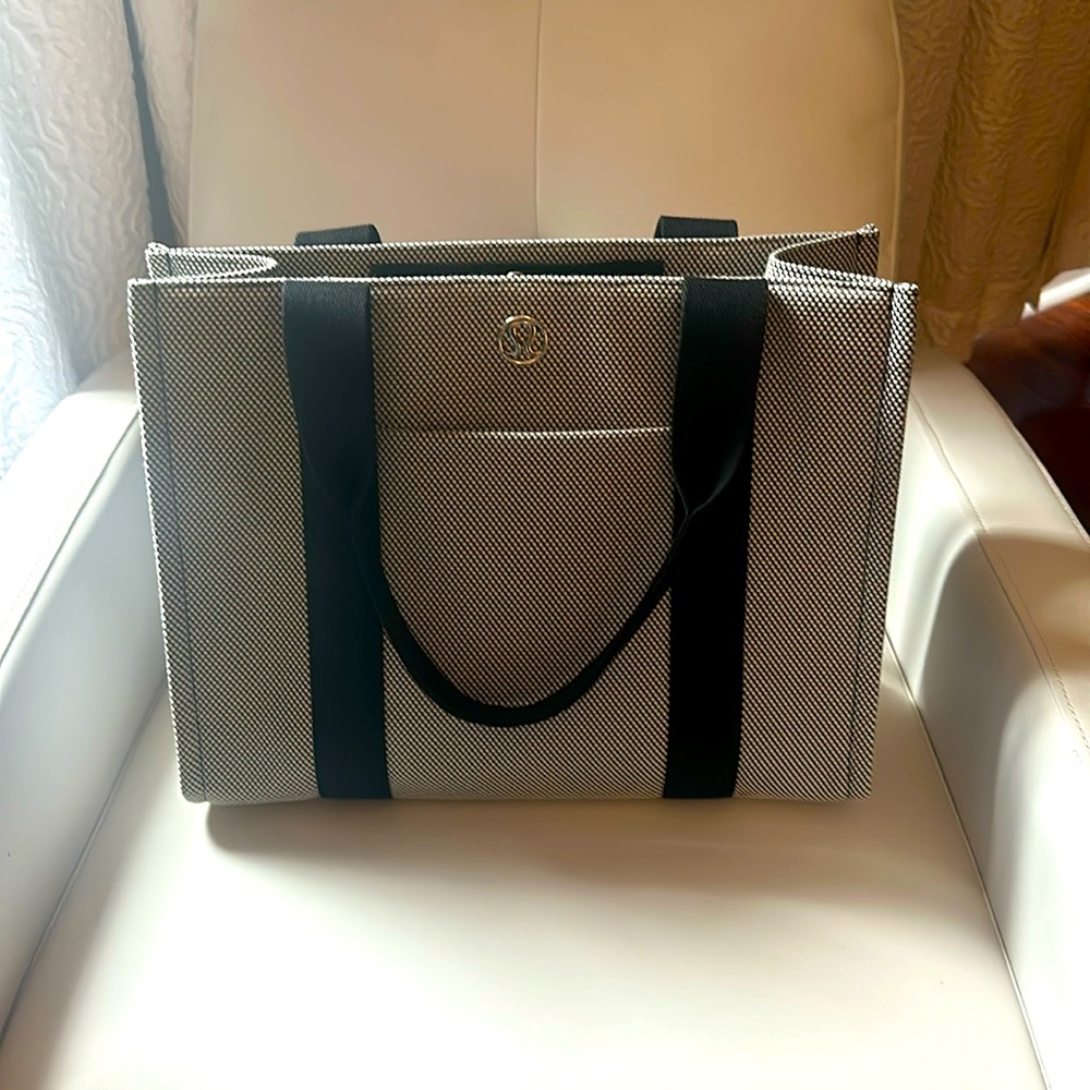 Lululemon Two Tone Canvas Tote Bag 10L